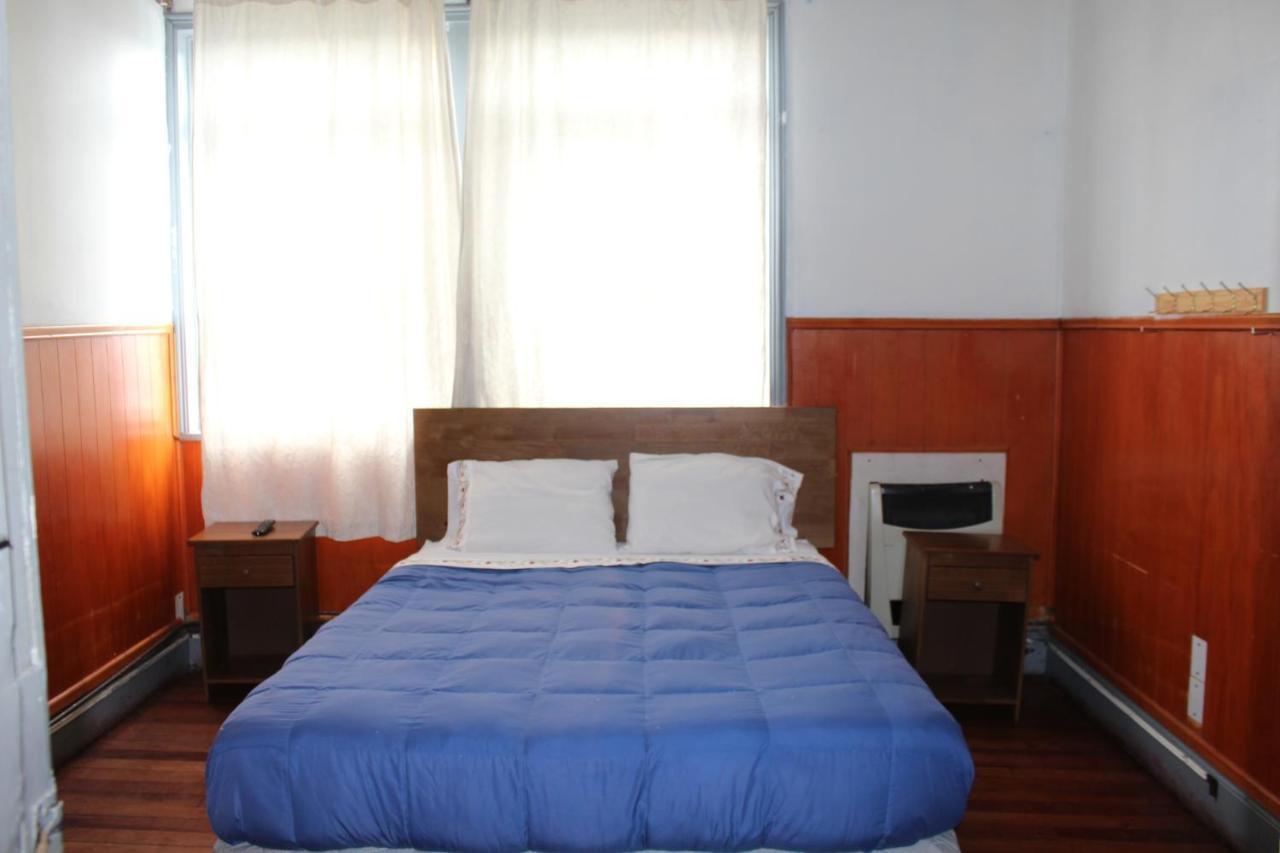 Hostal Capricho De Carlitos Valdivia Exterior photo