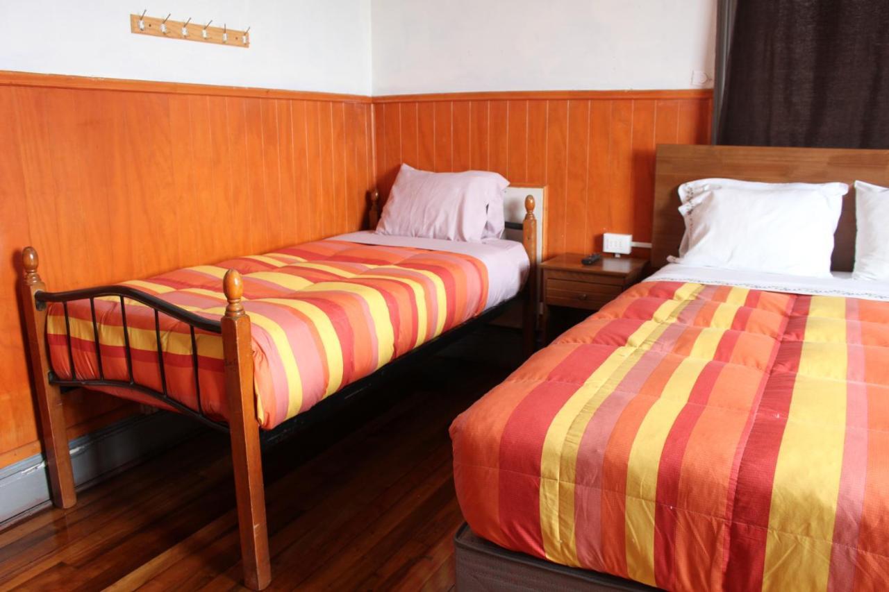 Hostal Capricho De Carlitos Valdivia Exterior photo